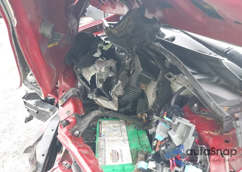 2016 Toyota Corolla Le z USA, uszkodzony, nr VIN 2T1BURHE6GC650713